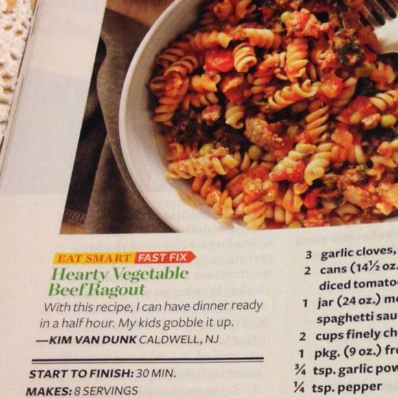 Taste of Home magazines bundle - Picture 10 of 14